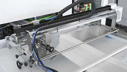 <p>The function of the box bag is three-dimensional, with a triangle sealing by ultrasonic, PET film unwinding and rewinding, and a D-cut punching unit. Gusset size of box bag from 80 MM to 160 MM, custom-made gusset size up to 300 MM.</p>

